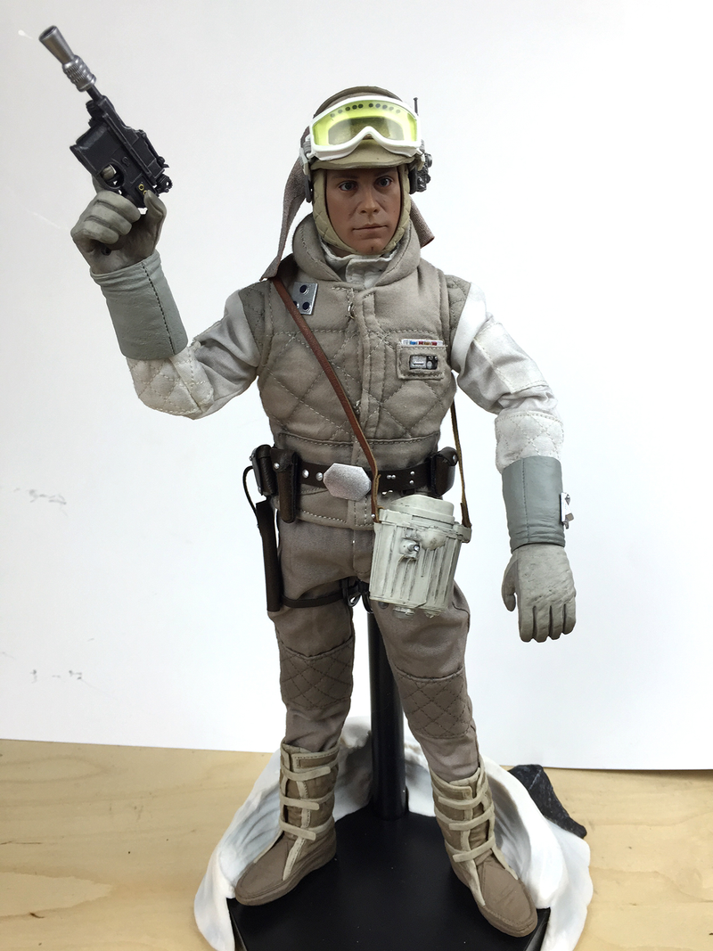 Illustration for article titled Sixth-Scale Hoth Commander Luke Skywalker Never Learns